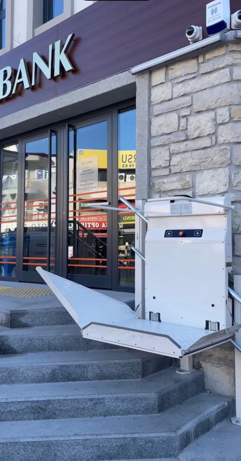 Yatay Tip Engelli Merdiven Asans�r�